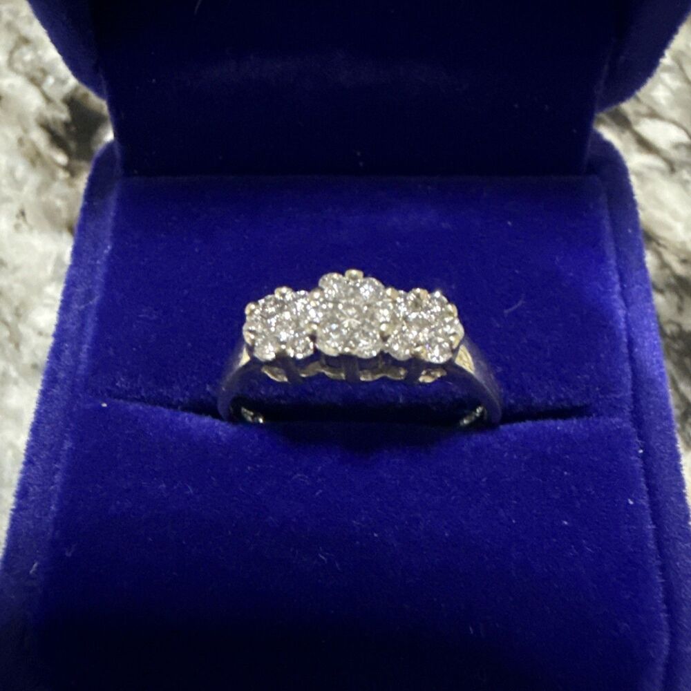 14kt White Gold Natural Diamond Tri-floral Ring-.69cttw- 19 Stones W/Appraisal